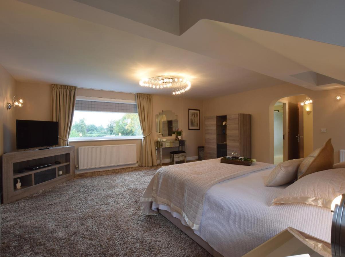 Solway Villa Chester Ngoại thất bức ảnh